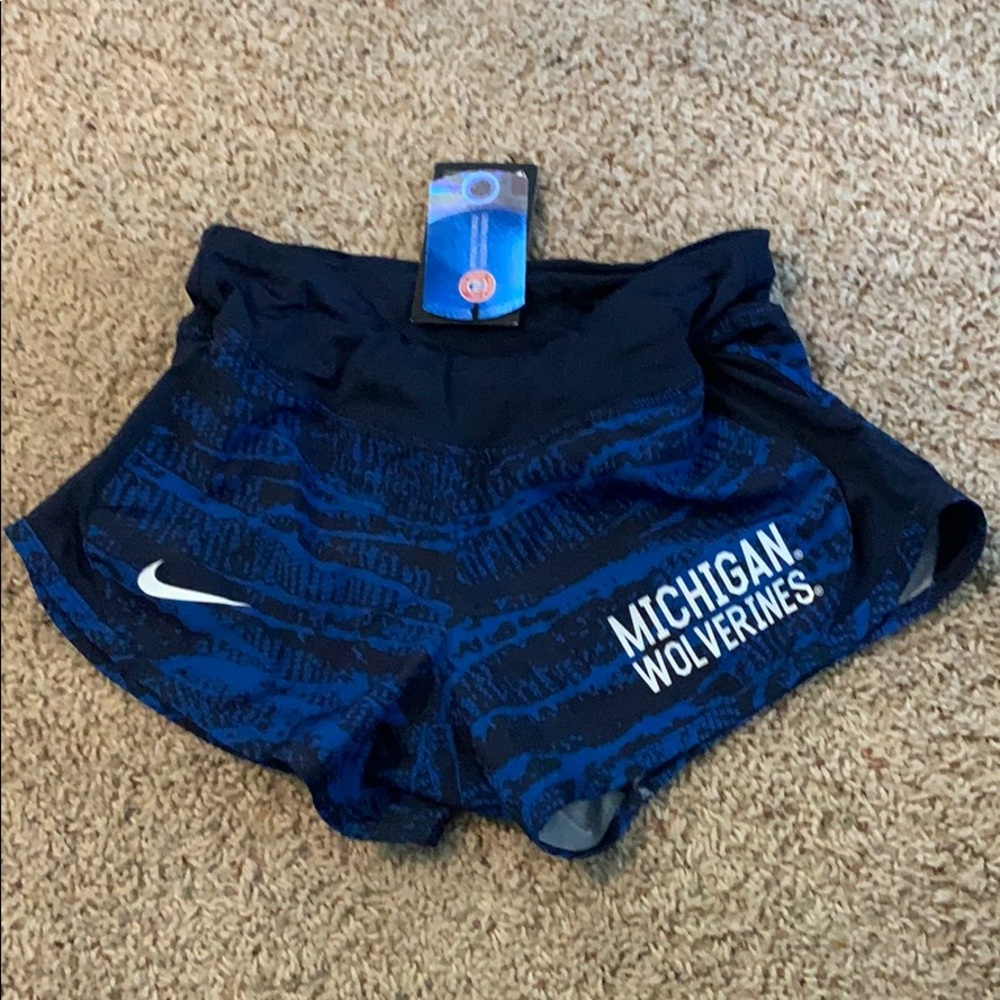 New with tags Nike Michigan Dry-Fit shorts XS